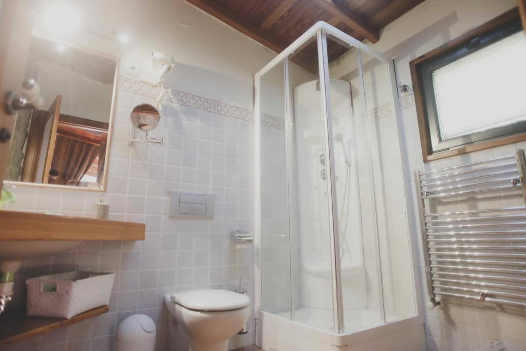 Casa De Afora Casa Con Piscina Y Jacuzzi Privados Pension Santiago de Compostella Buitenkant foto