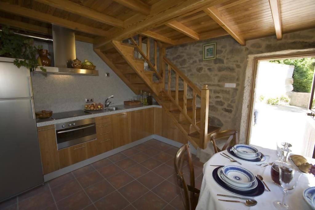 Casa De Afora Casa Con Piscina Y Jacuzzi Privados Pension Santiago de Compostella Buitenkant foto